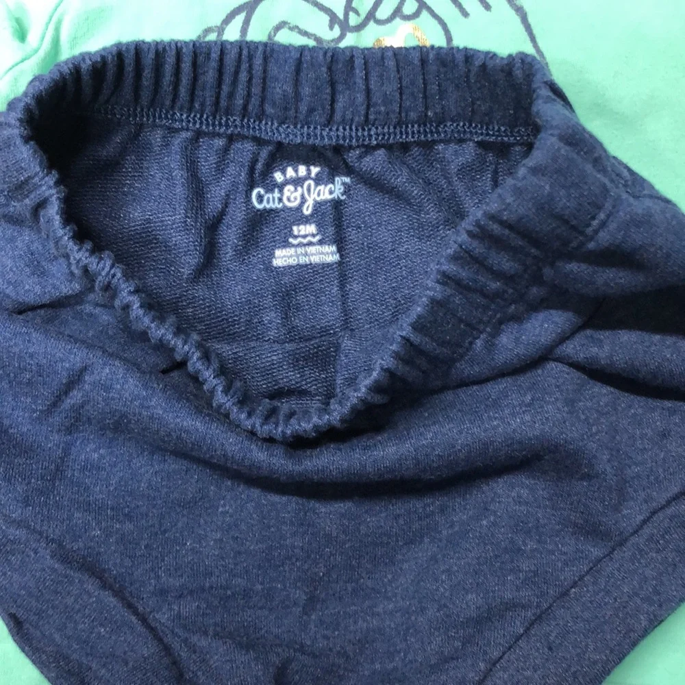 4 pcs girl’s shorts and top‎